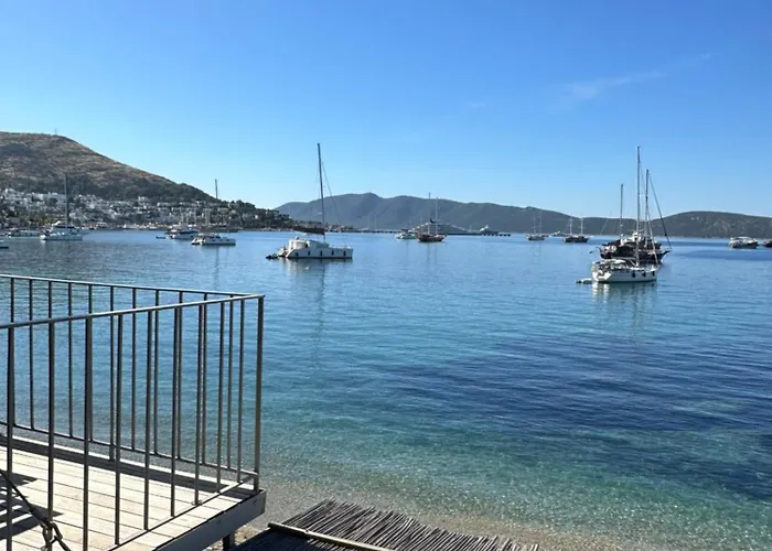 Beachfront Center Dream House Lägenhet Bodrum