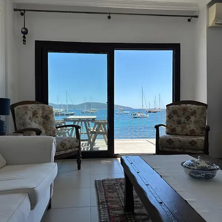 Beachfront Center Dream House * 博德鲁姆